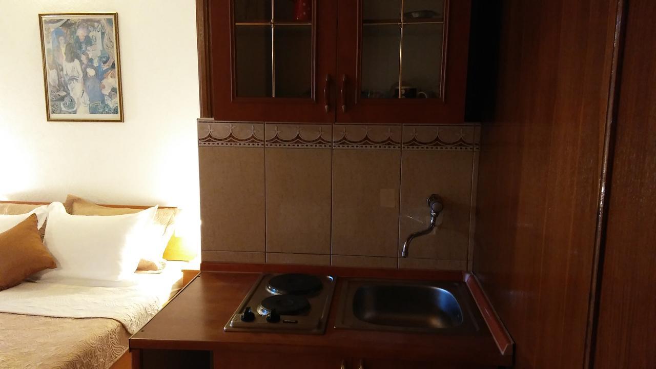 Guest House Villa Castio Petrovac na moru Exterior foto